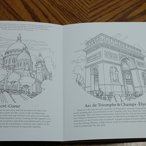 Panoramic Fold-out Coloring Paris - Picture 3 of 6